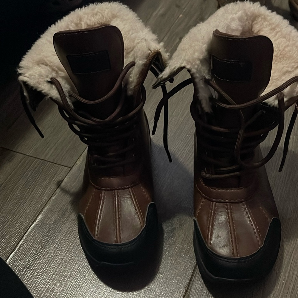 Unisex Ugg snow boots